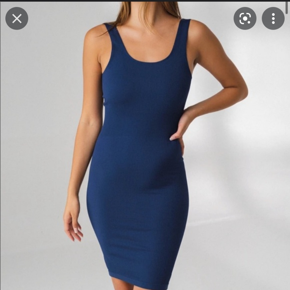 Balance athletica linear dress